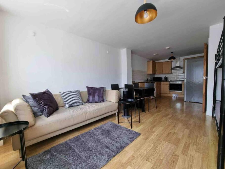 דירות לונדון Bright And Cosy 1 Bed Flat Next To Tower Bridge מראה חיצוני תמונה