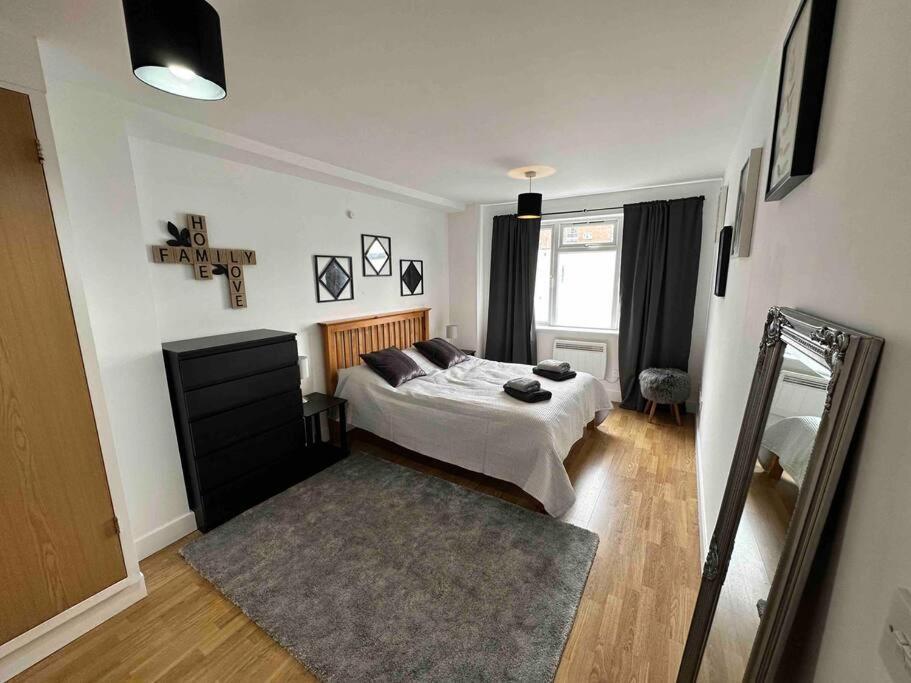 דירות לונדון Bright And Cosy 1 Bed Flat Next To Tower Bridge מראה חיצוני תמונה